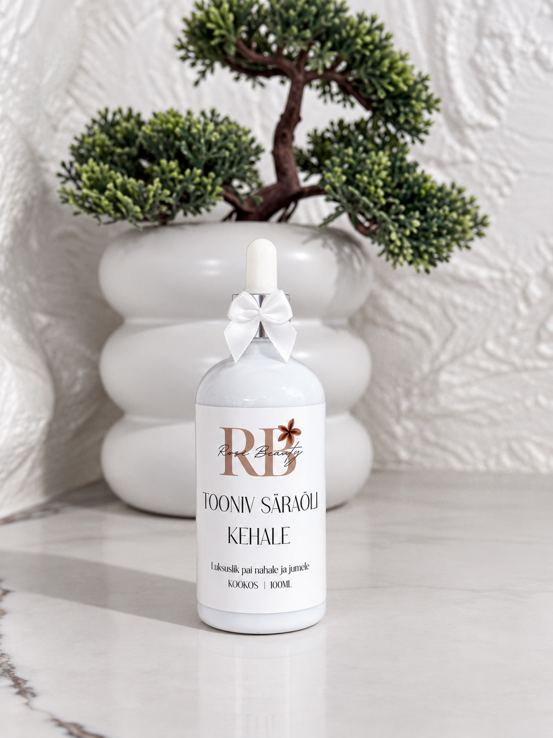Gently toning Shimmering body oil✨